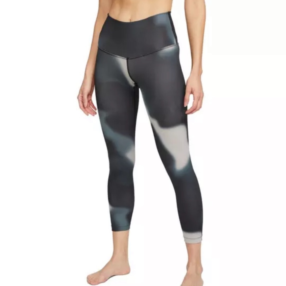 Nike Dri-Fit Yoga Women's High-Waisted 7/8 Gradient-Dye Leggings size Large